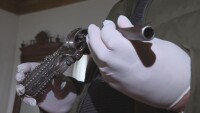 Изложба на исторически реликви в Етъра