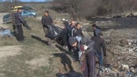 Плаващо сметище: Започва акция за почистване на р. Места от боклука