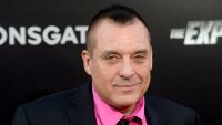 На 61 години почина американският актьор Том Сайзмор