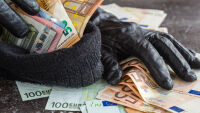 Ще бъдат ли разкрити извършителите на поредицата от дръзки грабежи?