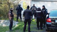 Над 12 задържани при акцията в Казанлък и Гурково, открити са наркотици