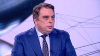 Асен Василев: Добър знак е, че преговорният процес продължава, аз съм умерен оптимист