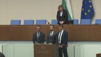 Пренареденият парламент: Новите депутати се заклеха след решението на КС (ОБЗОР)