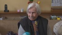 „Друг смисъл в живота нямам“: 96-годишна жена дари 100 000 лева за ремонт на детско отделение