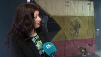 14-годишно момиче шие тайно в продължение на 6 месеца първото българско знаме 