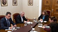 Илияна Йотова отново призова за цялостен пакет от мерки срещу поскъпването на основни стоки