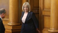 Цецка Цачева няма да е депутат