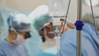 Отново ще движи ръката си: Лекари сложиха индивидуална 3D протеза на дете