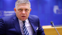 Роберт Фицо: Някои западни политици се стремят към война между НАТО и Русия