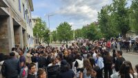 След убийството на 18-годишната Магдалена Русева: Протест пред полицията в Хасково