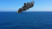 Риболовен кораб е атакуван в Черно море, има загинал и четирима ранени