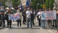 Протест на медицинските сестри: Искат възнаграждения, равни на 150% от средната заплата за София