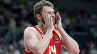 Везенков деактивира Instagram профила си след фиаското в Абу Даби