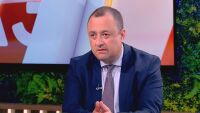Иван Иванов: Поканих Диана Русинова да стане шеф на АПИ