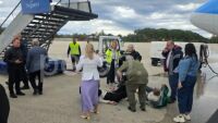 Инцидент в Гърция: Стълба с журналисти се срути на летище, има ранени