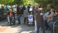 Искане за по-достъпна среда: Хора с увреждания и НПО протестираха пред Столичната община