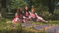 Гергьовска люлка: Ученици от Професионалната гимназия по транспорт в Борован направиха възстановка 