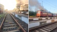 Локомотивът на влака от Сливен за Бургас се запали