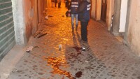 Двама убити, майка и 9-годишната й дъщеря са ранени при стрелба по фенове в Аржентина