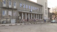 Ремонт след балотажа в Галиче: Ударно подменят плочките пред кметството