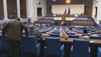 Недостиг на лекари и в Народното събрание
