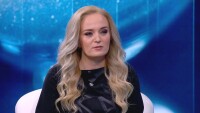 В главната роля: Гена Трайкова