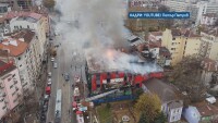 Какво е бъдещето на сградата на пл. „Възраждане“ в София, в която избухна пожар?