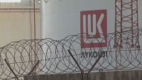 Проверяват „Лукойл Нефтохим“ след близо 40 сигнала за миризма на нефт и газ в Бургас
