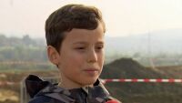 8-годишно дете откри бивник на мамут, докато кара колело (СНИМКИ)