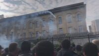 Протестиращи превзеха парламента в отцепилата се грузинска област Абхазия (ВИДЕО)