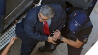 Осъдиха на 13 г. затвор лидера на гръцката неонацистка партия 