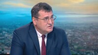 Славчо Атанасов: БСП превърна Цвета Караянчева в политическа мъченица