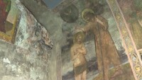 Реставратори откриха стенописи на Св. Пимен Зографски