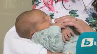 Многодетно семейство: Оперна певица и студент имат вече четири момчета и едно момиче