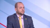 Борислав Сандов: Преговорите между енергетиците и властта приличат на политическа игра