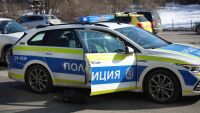 Състезателна кола се вряза в публиката във Варна, има загинал