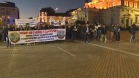 Бунтът на младите лекари: Шествие с искане за по-високи заплати и по-добри условия на труд