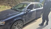 Автомобил опитал да избяга от проверка на полицията - оказал се с 9 мигранти 