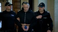 Руснакът, разследван за взрива в Бейрут, остава в ареста