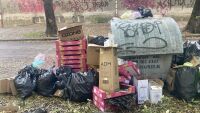 Кризисната организация по събиране на боклука в два района в София остава