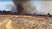 Голям пожар в землището на село Странджа, в гасенето се включва хеликоптер (ВИДЕО)