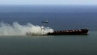 Ново предупреждение в Черно море: Пожар избухна на борда на кораб близо до румънския град Сулина