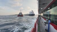 Дроновете в Черно море застрашават и туризма, и икономиката: Възможно е да спрат корабите към Варна и Бургас