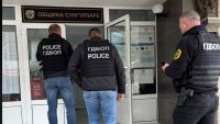 Акция на ГДБОП и ДАНС в община Сунгурларе: Разследват се порочни обществени поръчки, имат задържани