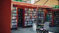 Електронните книги ще сринат цените на хартиените