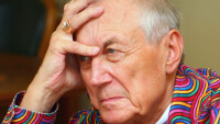 Евгений Евтушенко продължава работа върху 