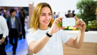 Оказа се, че Xperia Z5 не е водоустойчив (ВИДЕО)
