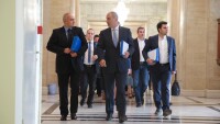 ГЕРБ отново се регистрира първа за изборите (СНИМКИ)