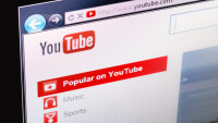 YouTube тайно „редактира“ с AI видеата на своите потребители