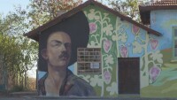 Красиви картини оживяха върху сградите на ямболско село